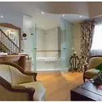 Demeures & Chateaux Domaine De La Grange De 4*