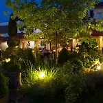 Demeures & Chateaux Domaine De La Grange De 4*