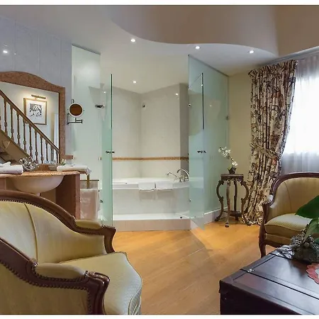 Demeures & Chateaux Domaine De La Grange De 4*