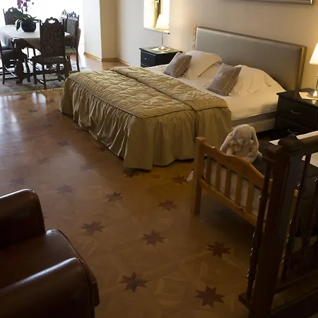 Hotel Demeures & Chateaux Domaine De La Grange De 4*