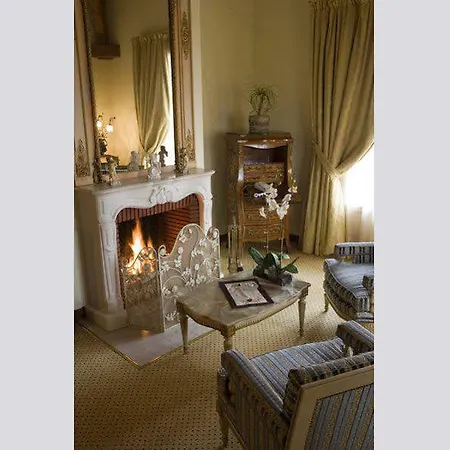 Hotel Demeures & Chateaux Domaine De La Grange De Conde-Northen