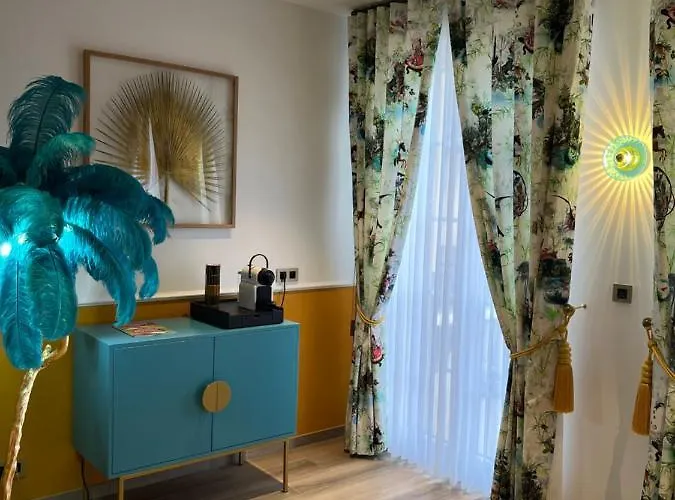 Отель Demeures & Chateaux Domaine De La Grange De Conde-Northen