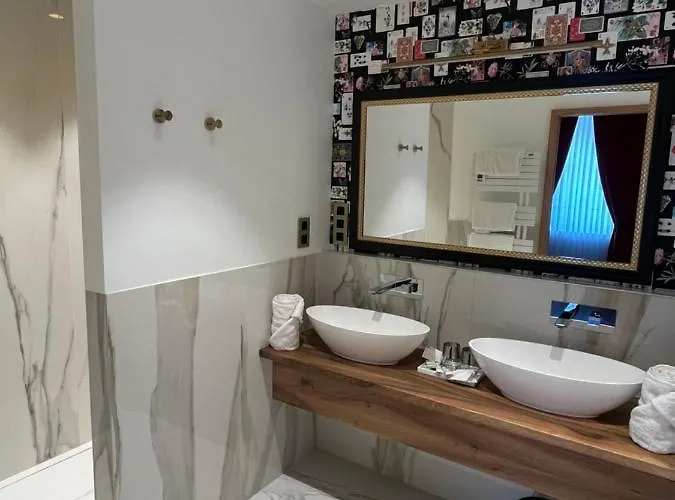 Demeures & Chateaux Domaine De La Grange De Conde-Northen