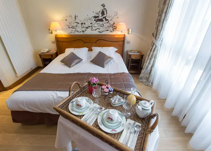 Demeures & Chateaux Domaine De La Grange De Отель