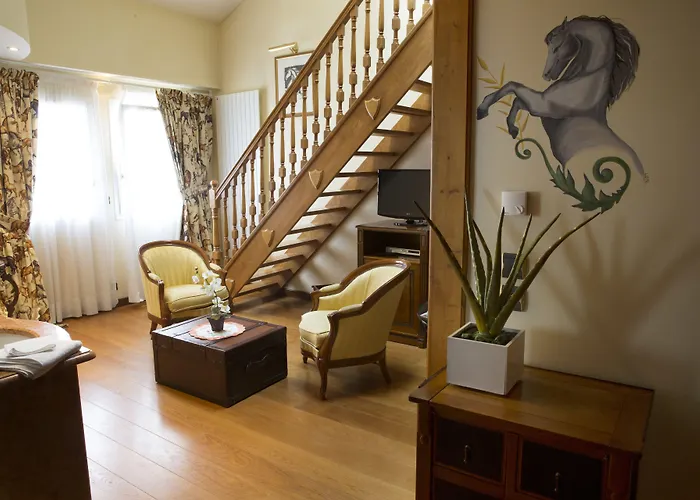 Demeures & Chateaux Domaine De La Grange De Hotel 4*