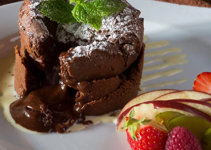 Hotel Du Domaine De La Grange De Condé-Northen