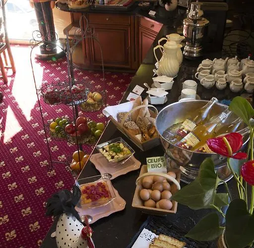 Demeures & Chateaux Domaine De La Grange De 4* Conde-Northen