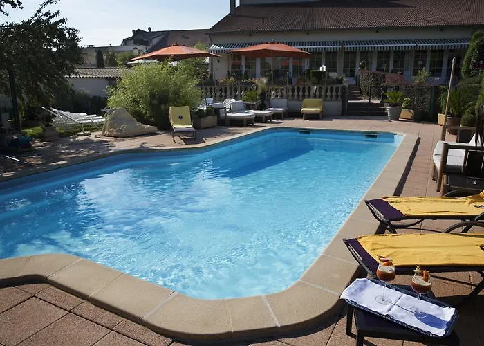 Hotel Demeures & Chateaux Domaine De La Grange De 4*